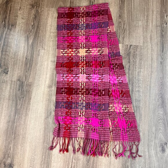 Suantrai of Ireland Open Weave Wool Scarf Pink and Orange - Picture 5 of 12